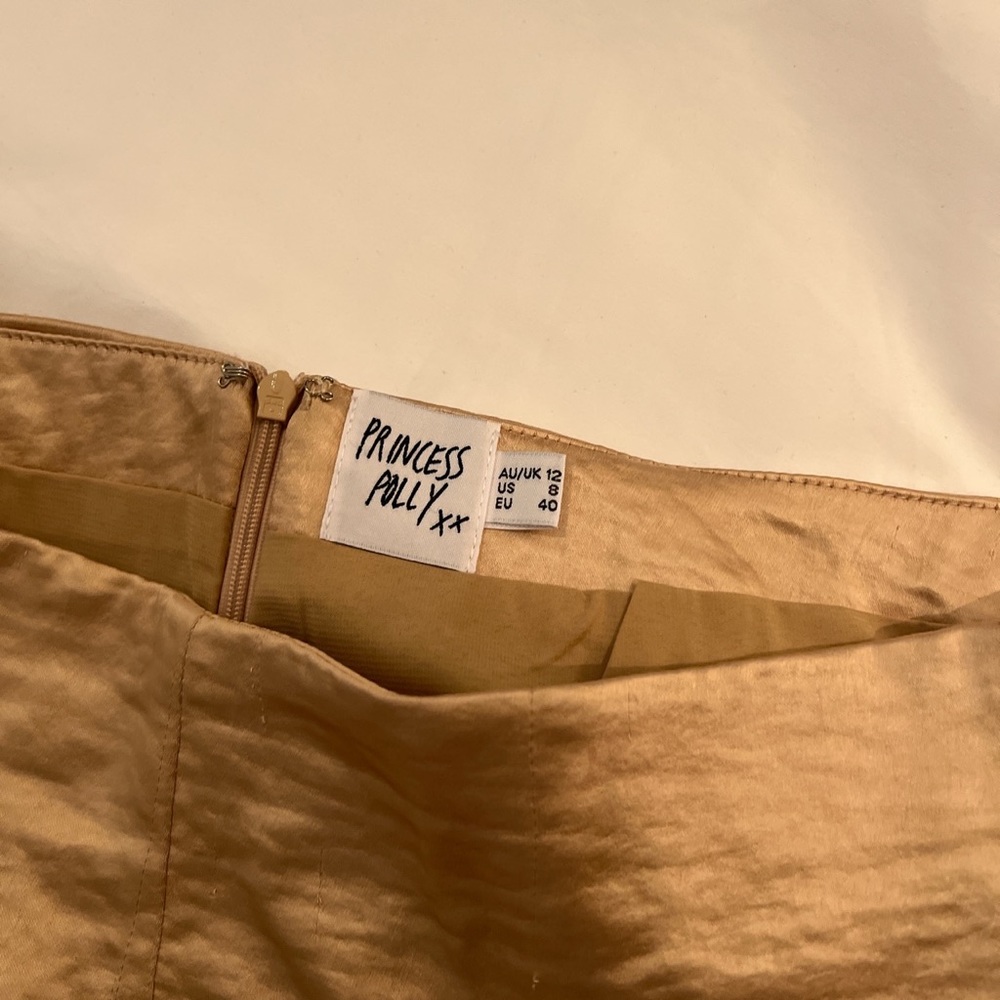 Princess polly champagne color skirt